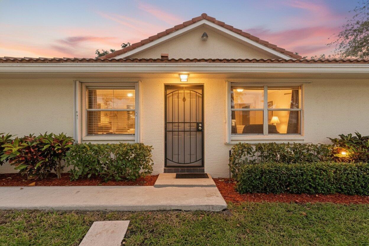 BOCA WALK - Residential