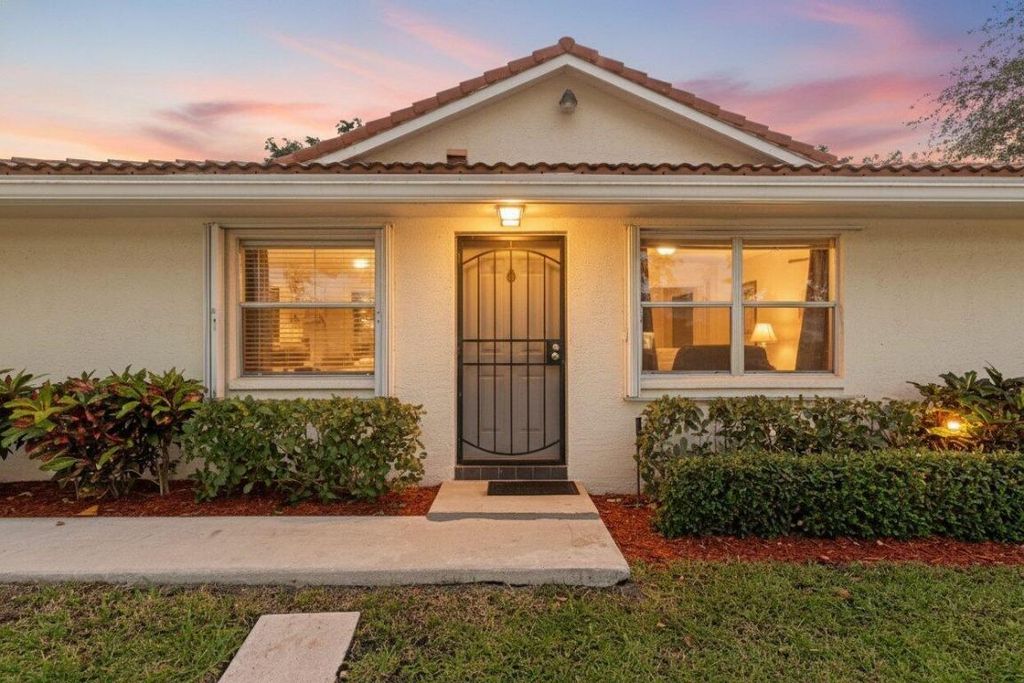 Photo of 6262 Walk Circle, Boca Raton, FL 33433 (MLS # R11146993)