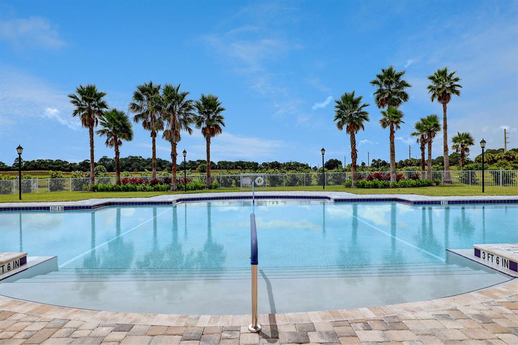 WATERSTONE PHASE ONE - Residential