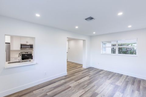 A home in Lake Worth Beach