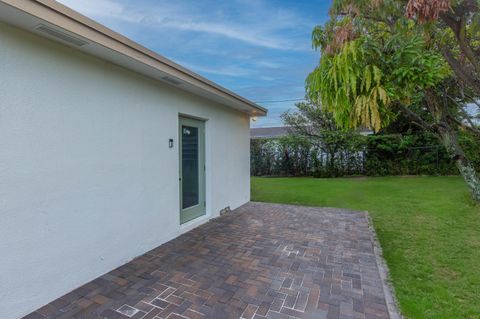 A home in Lake Worth Beach