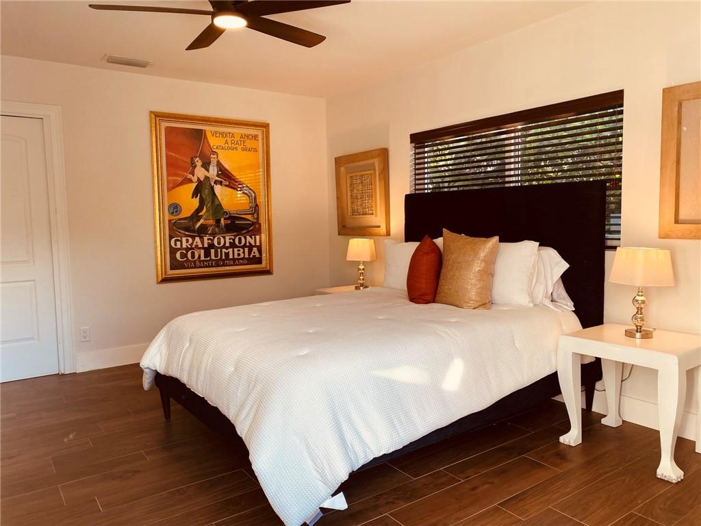 Poinsettia Heights River - Residential