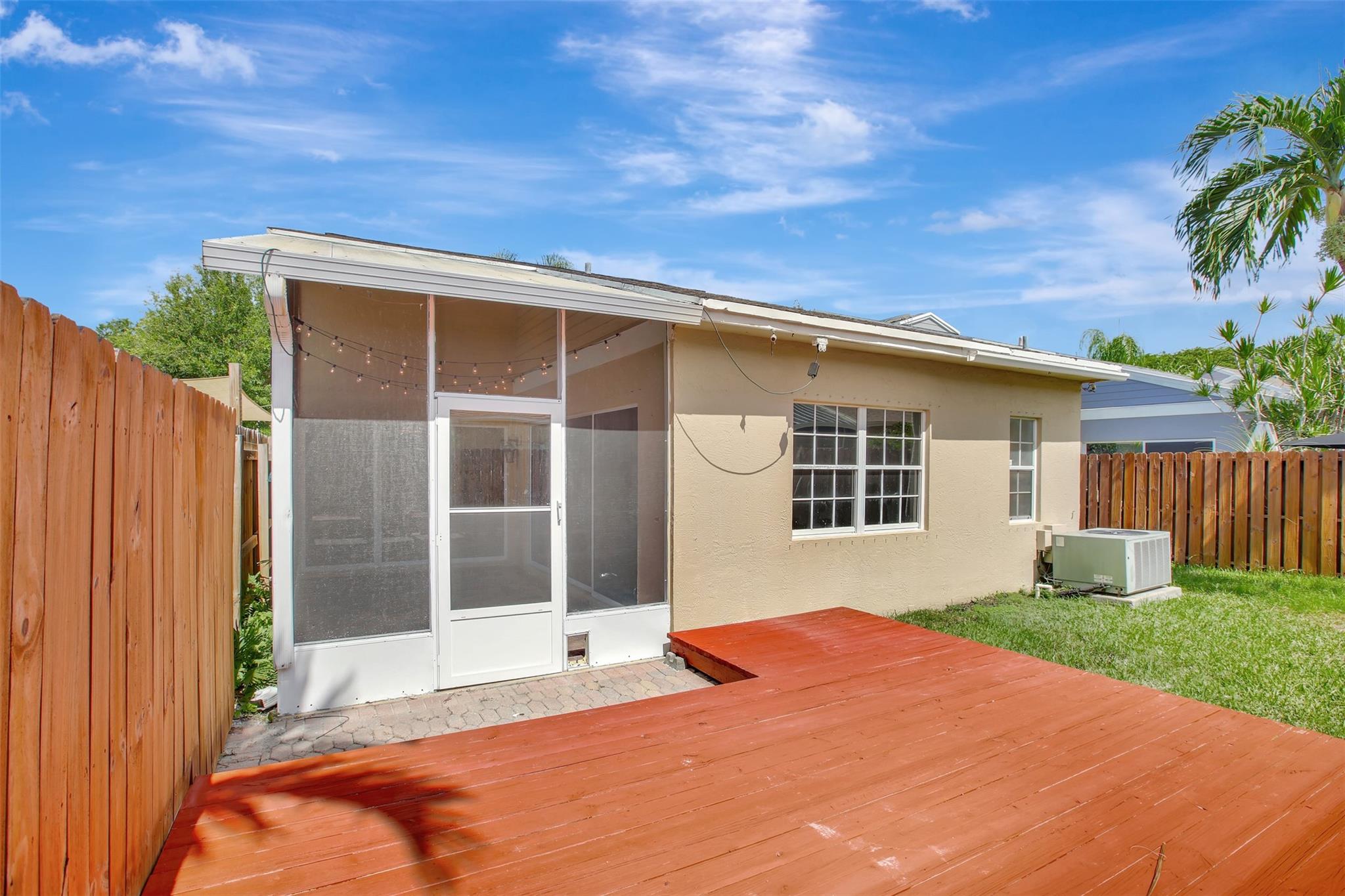 Hampton Lakes 140-42 B - Residential
