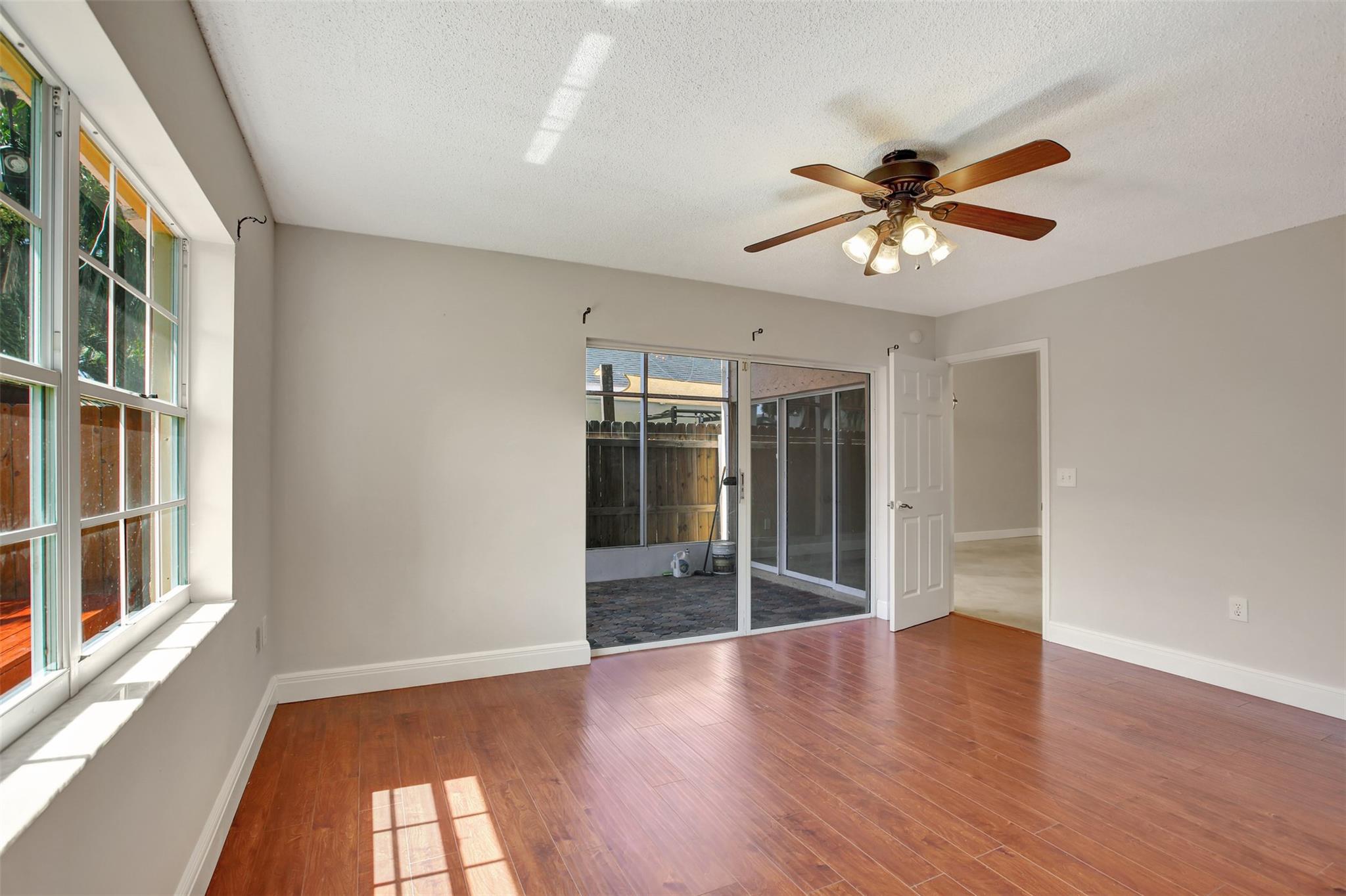Hampton Lakes 140-42 B - Residential
