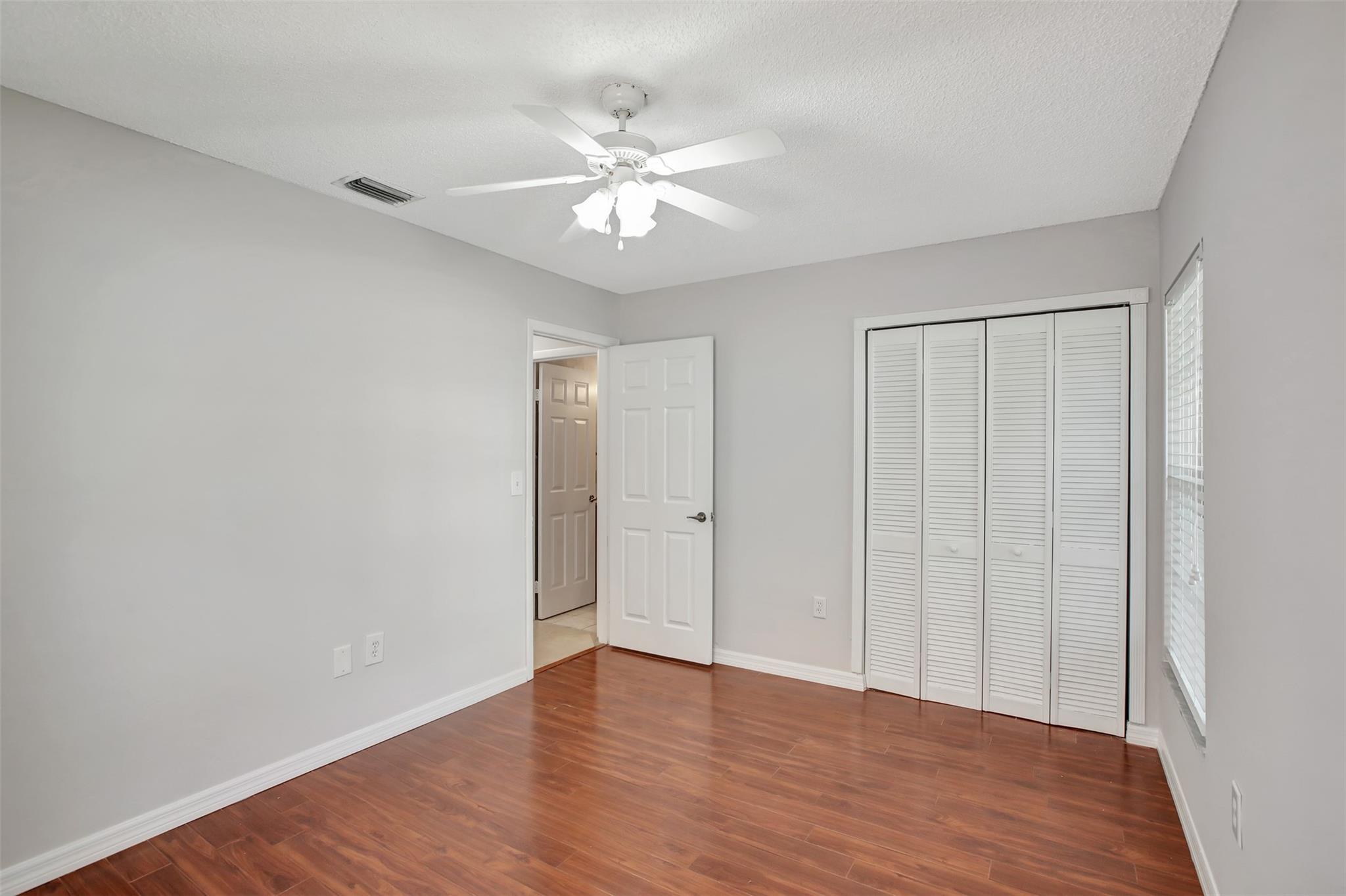 Hampton Lakes 140-42 B - Residential