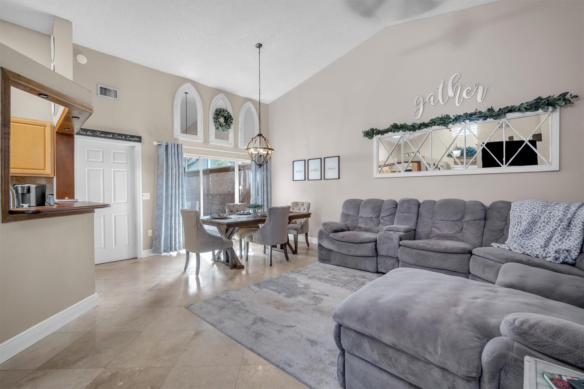Hampton Lakes 140-42 B - Residential