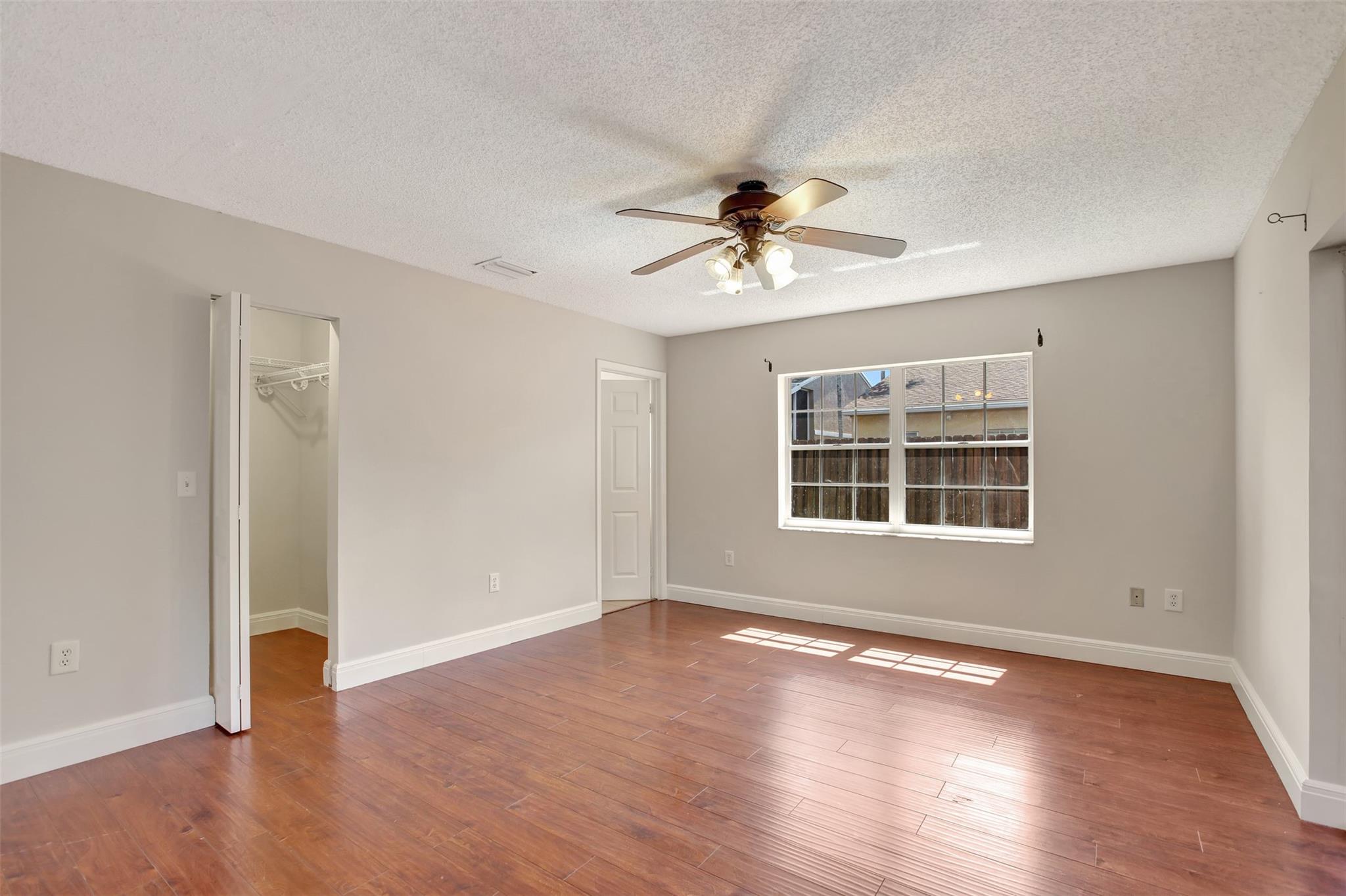 Hampton Lakes 140-42 B - Residential