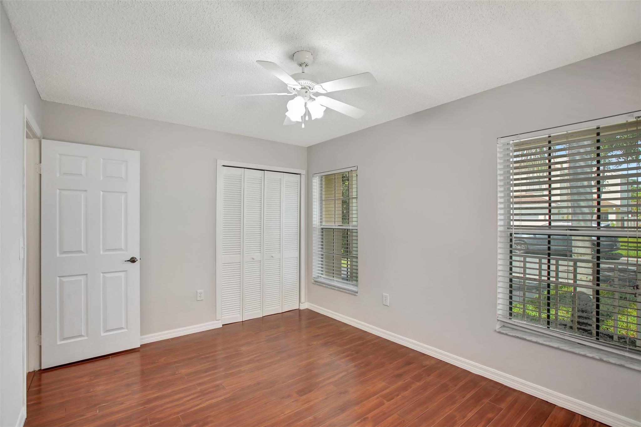 Hampton Lakes 140-42 B - Residential