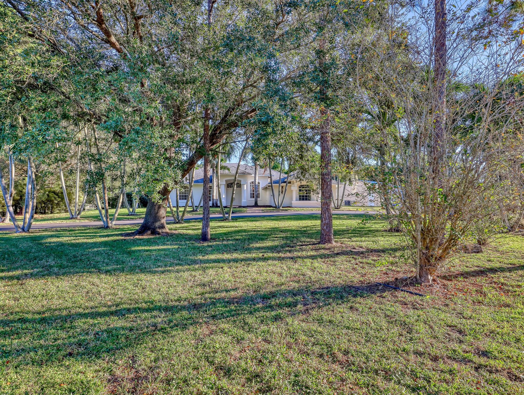 17495 Orange Grove Boulevard