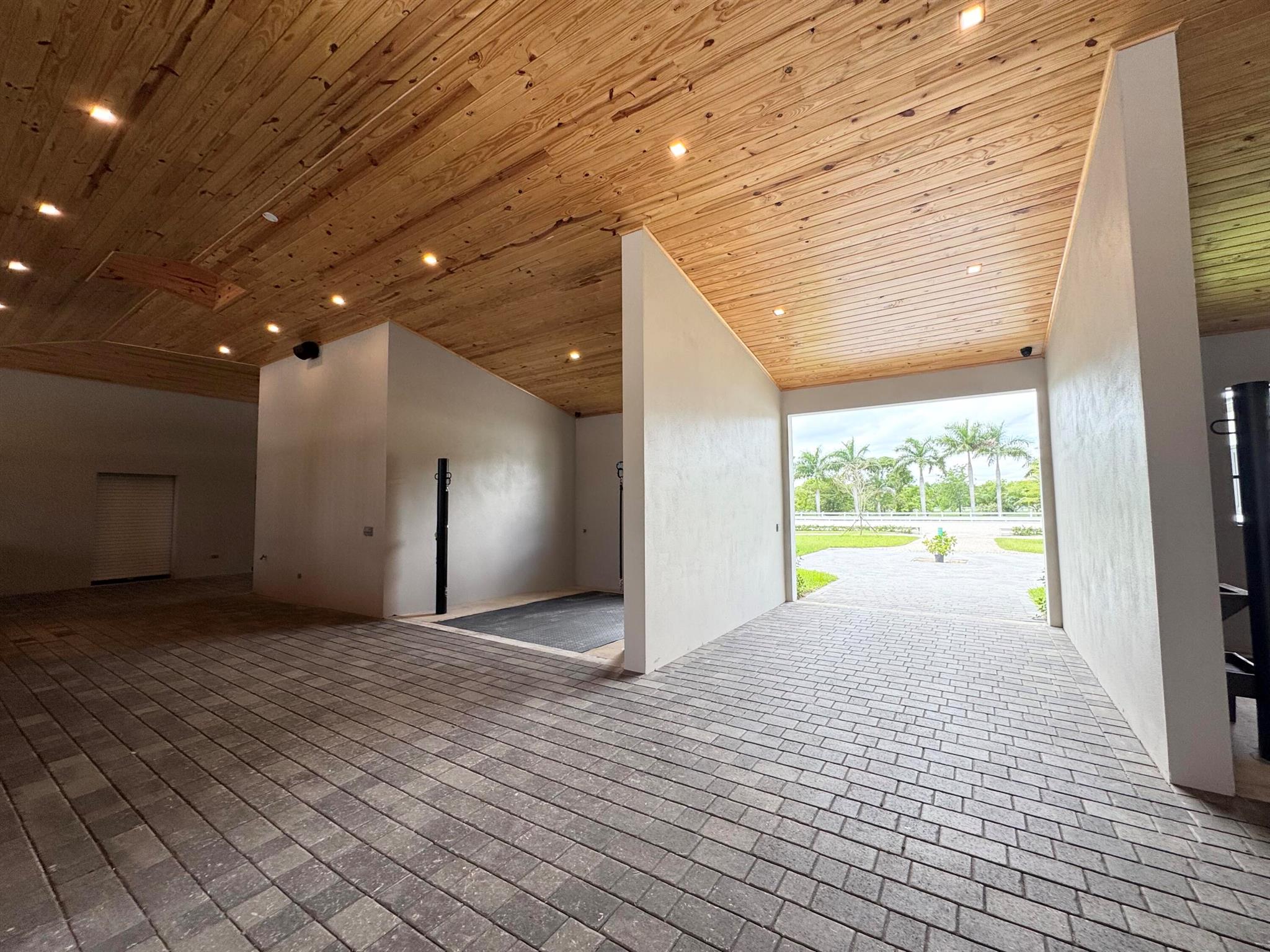 DEER RUN - Residential Lease