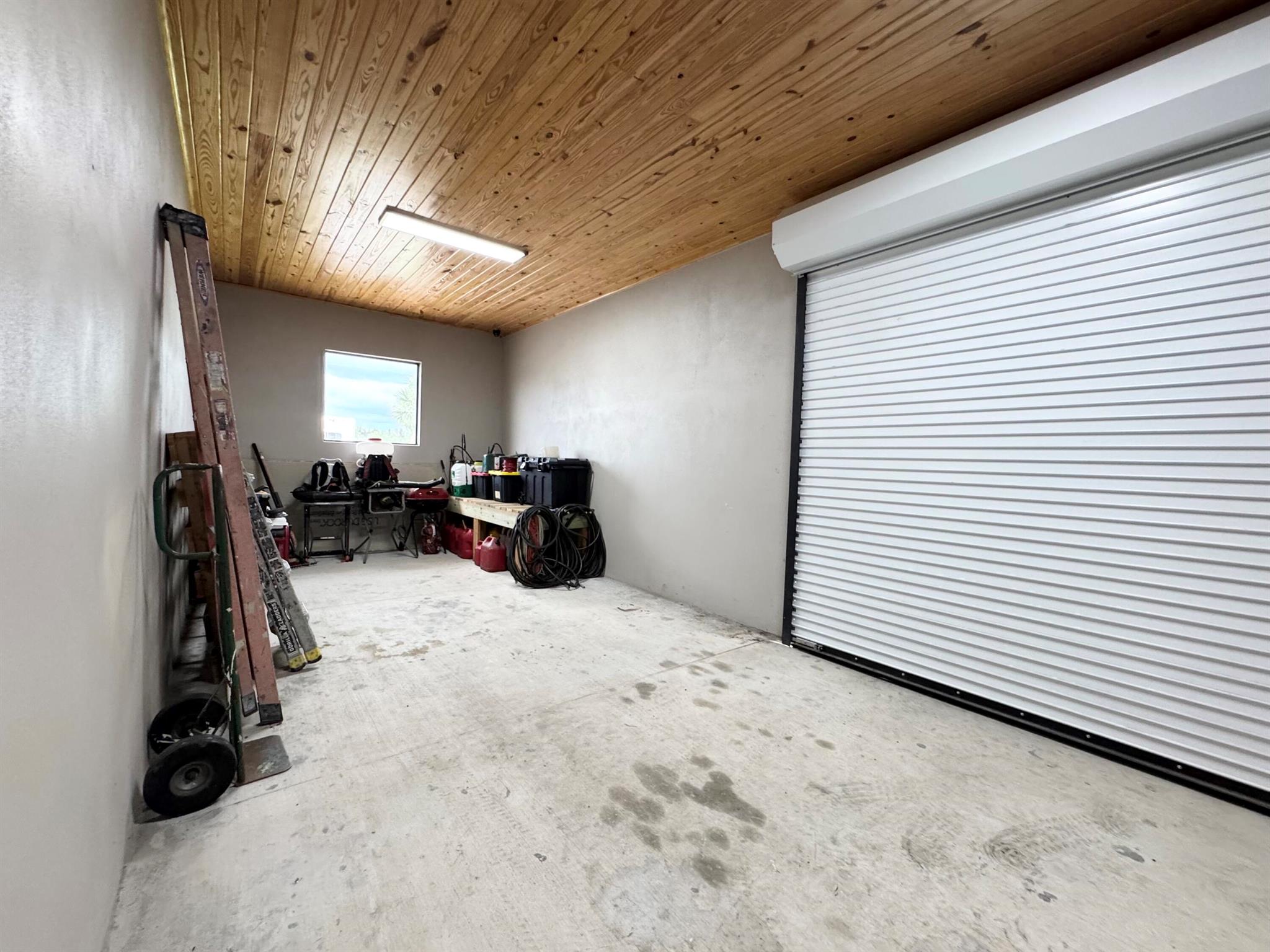 DEER RUN - Residential Lease