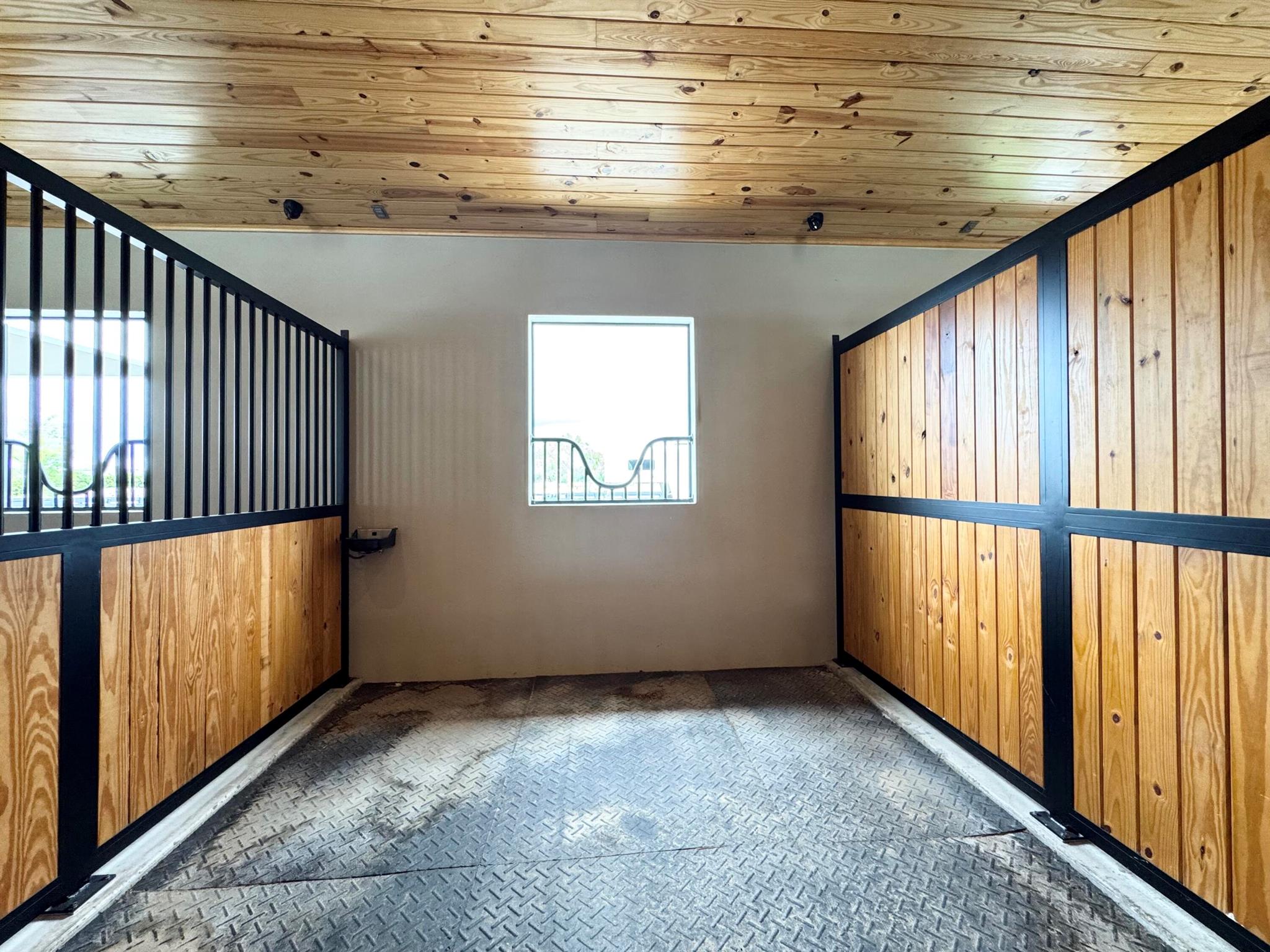 DEER RUN - Residential Lease