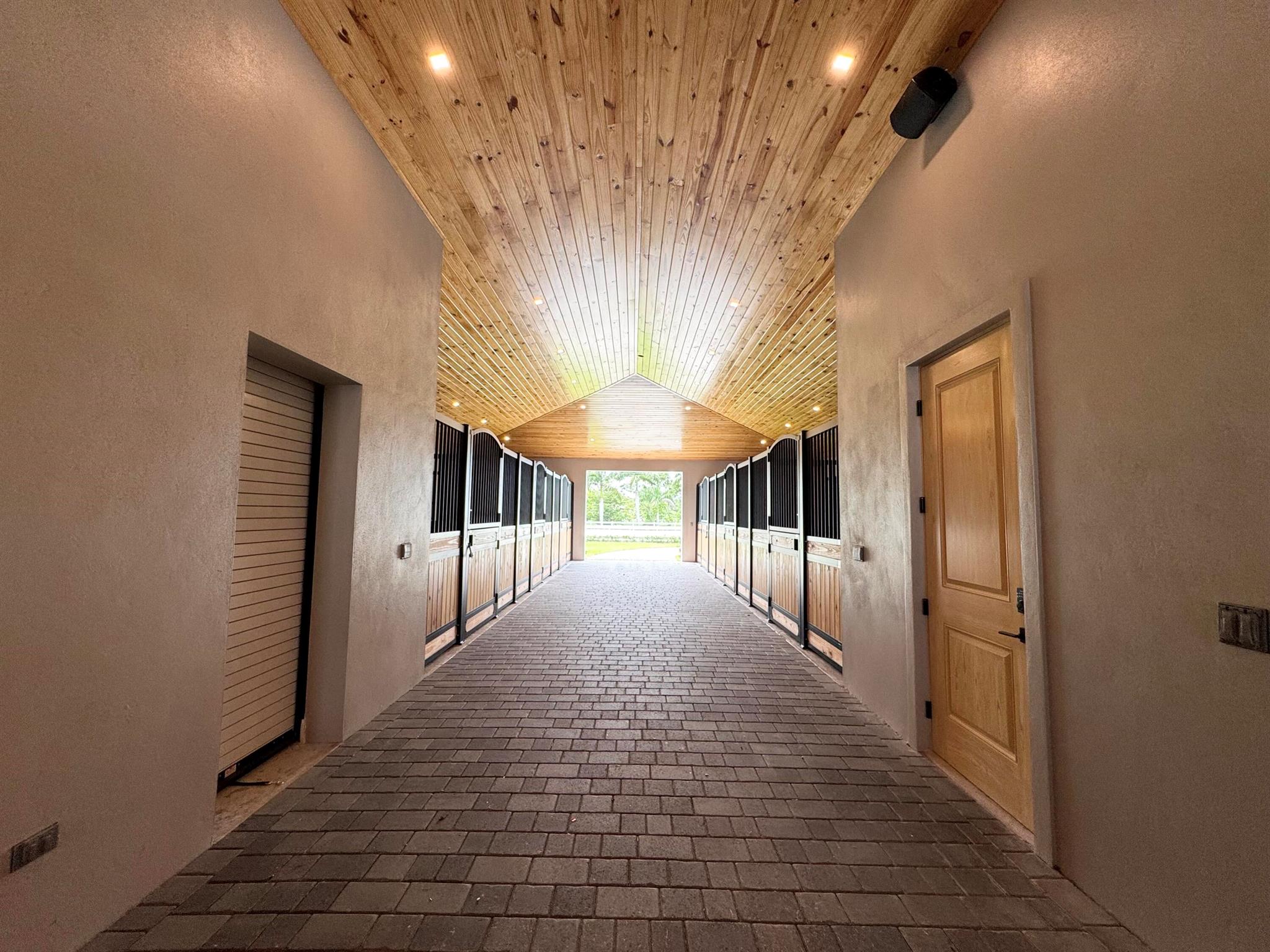 DEER RUN - Residential Lease