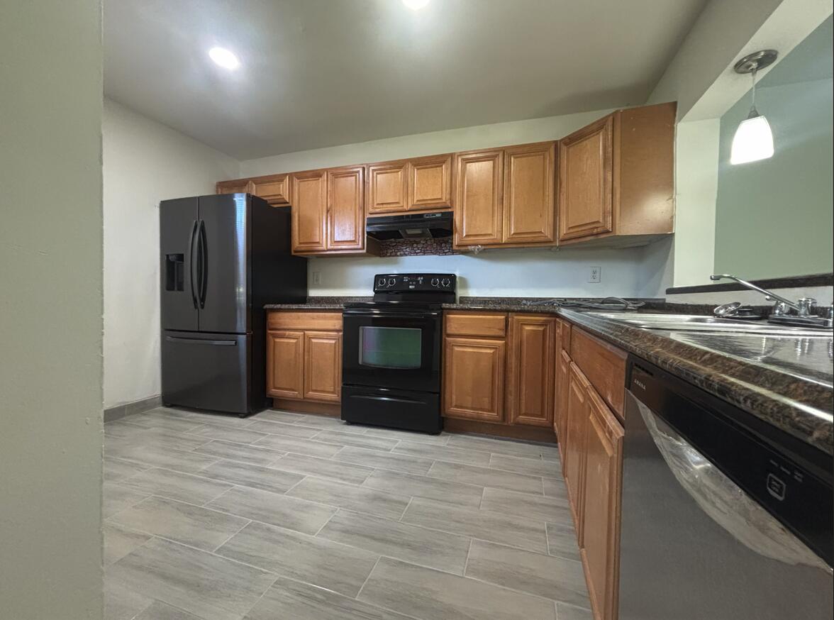 GLENWOOD SUBDIVISION - Residential Lease