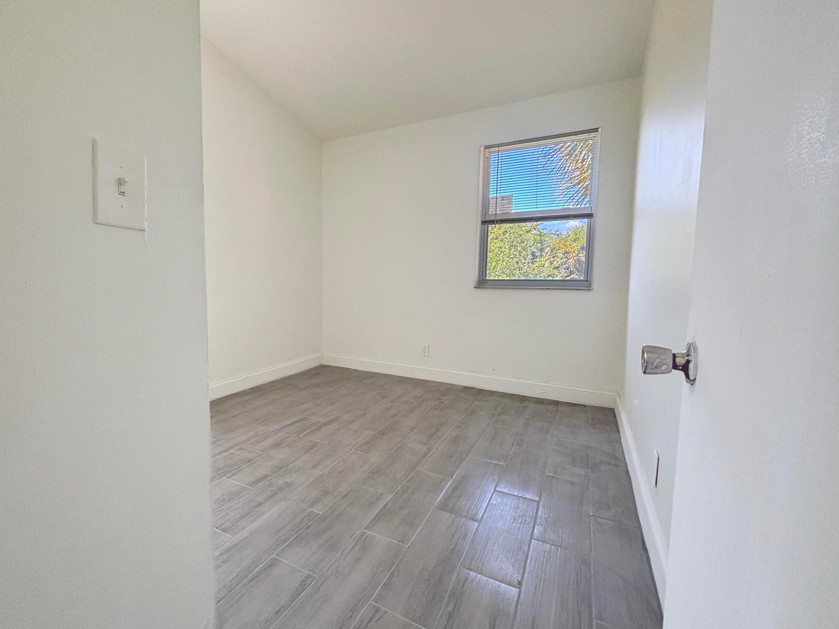 GLENWOOD SUBDIVISION - Residential Lease