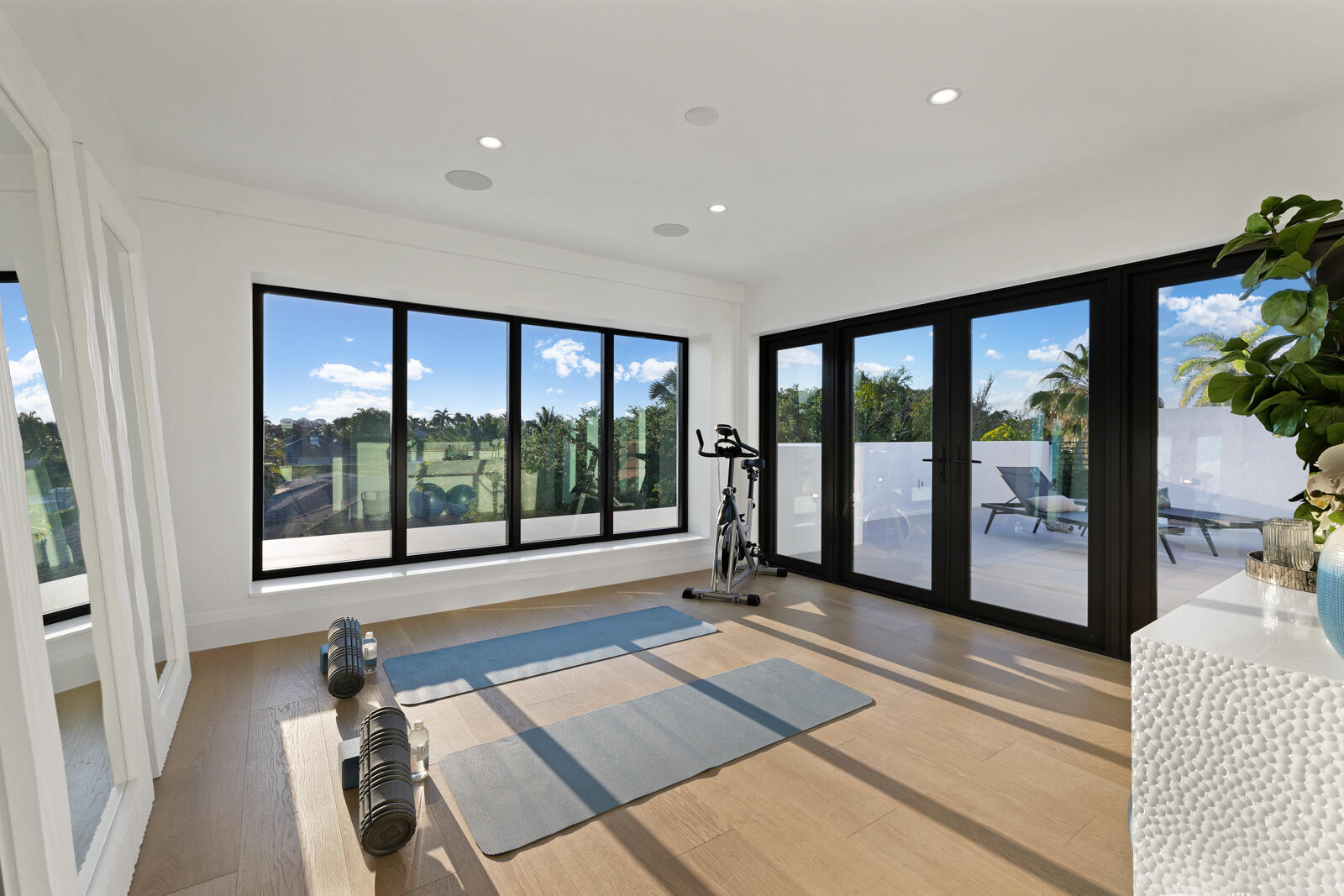 BOCA RATON RIVIERA - Residential