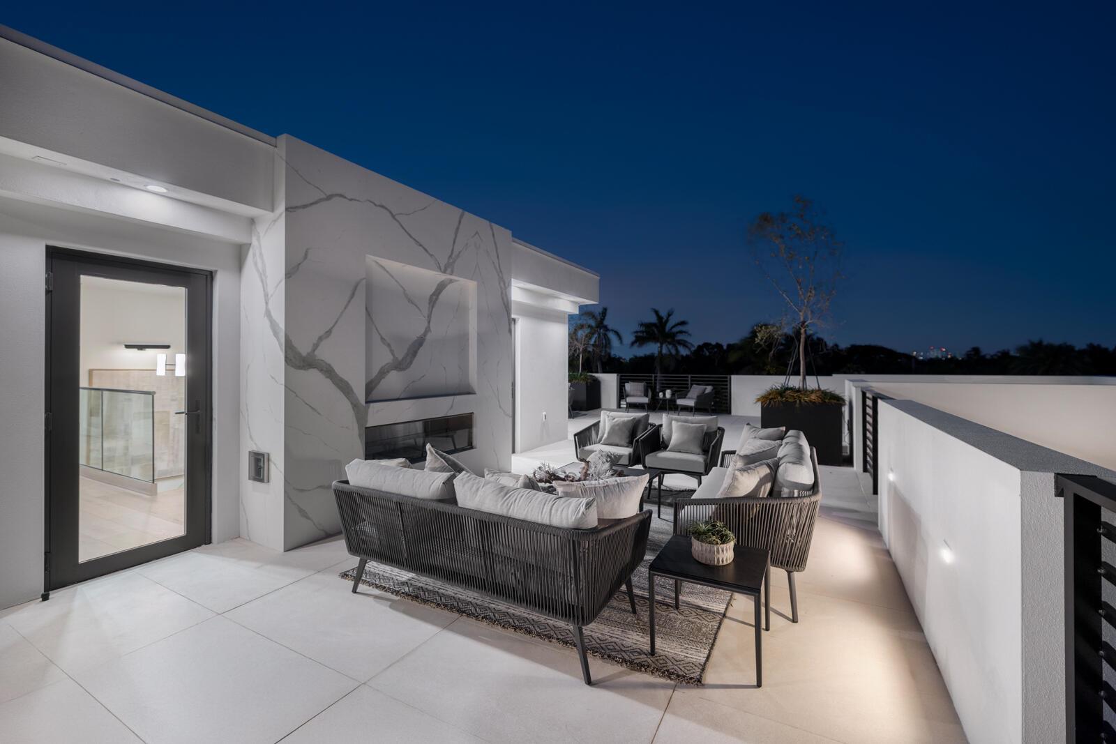 BOCA RATON RIVIERA - Residential