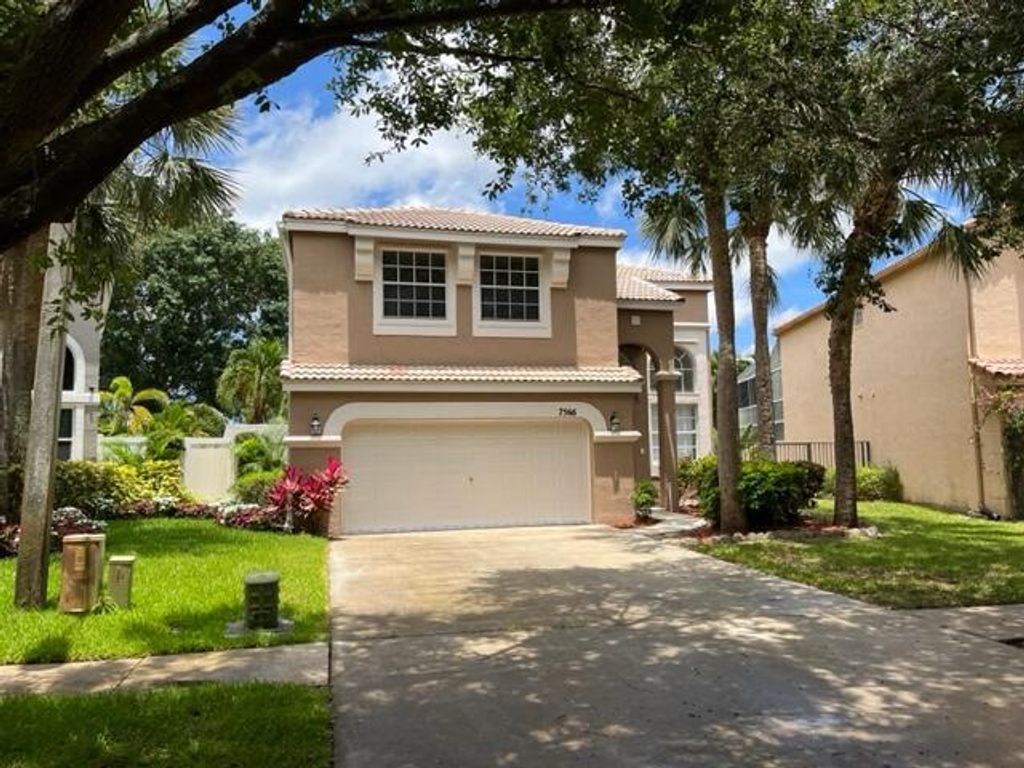 Photo of 7566 Oak Grove Circle, Lake Worth, FL 33467 (MLS # R10903545)