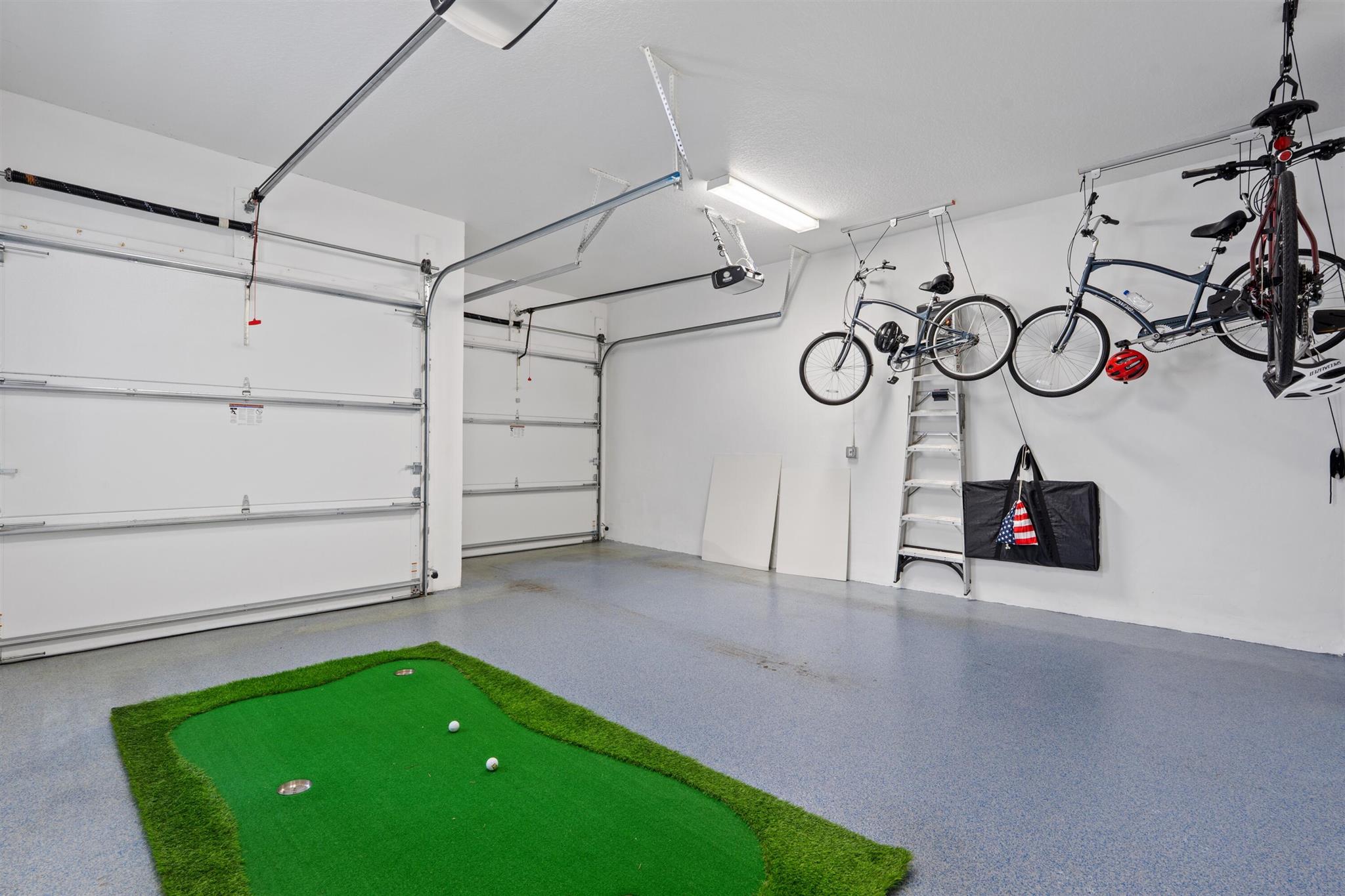 WINDSOR COURT - Residential