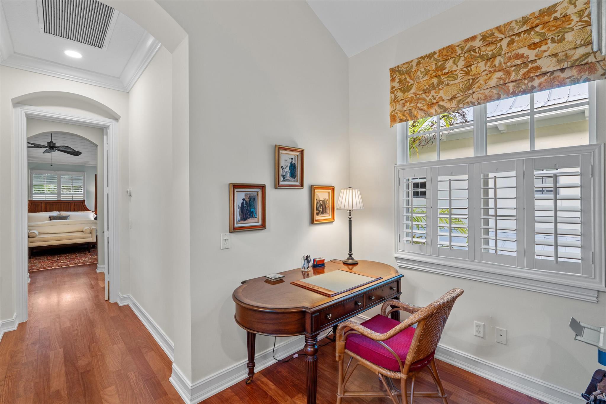 WINDSOR COURT - Residential