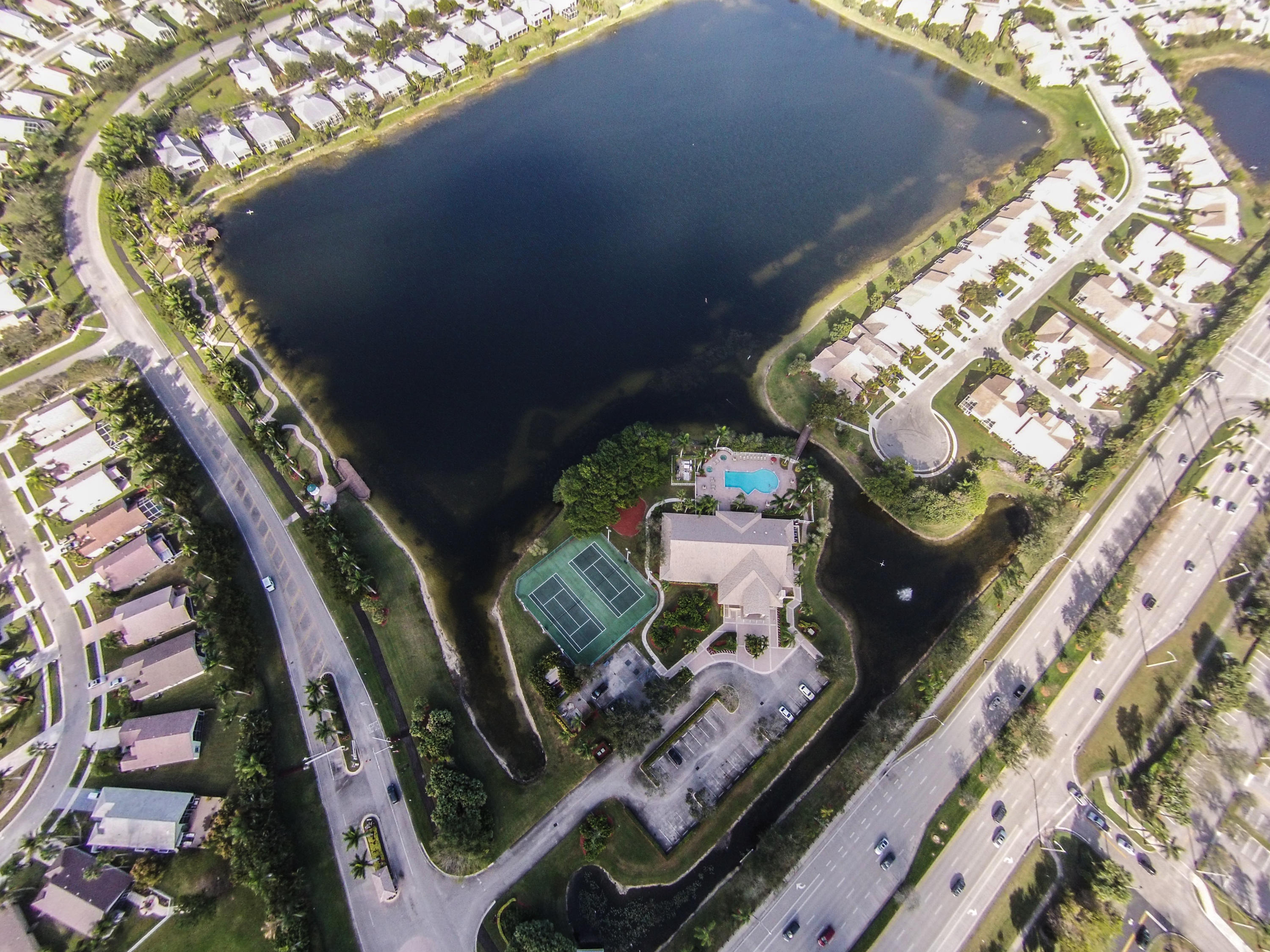 WELLINGTONS EDGE - Residential