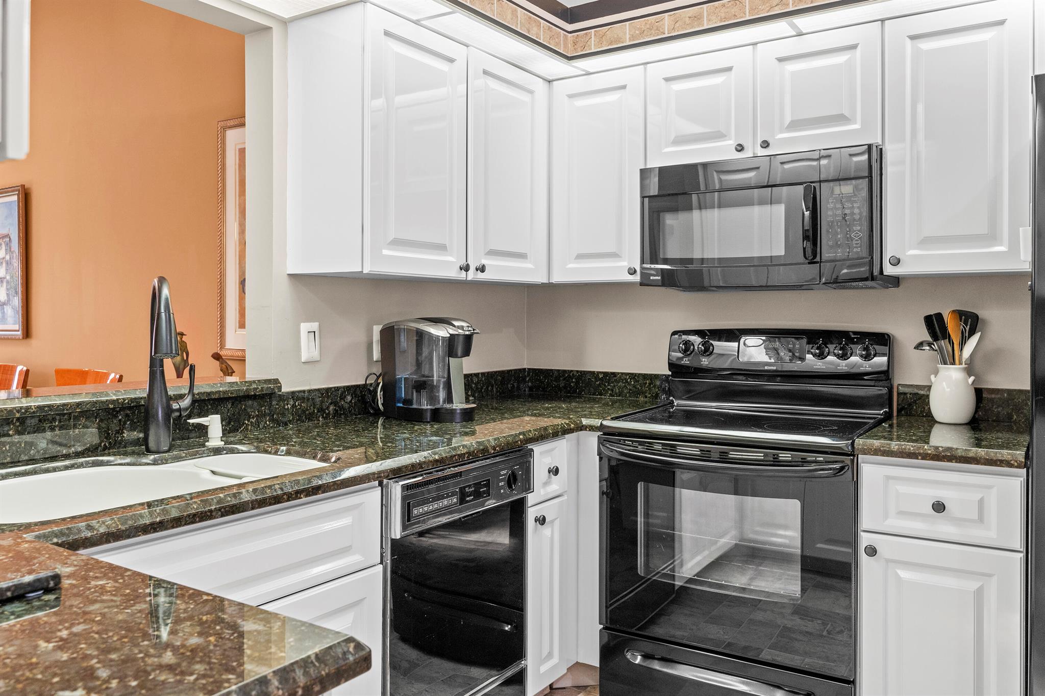 6067 Kings Gate Circle