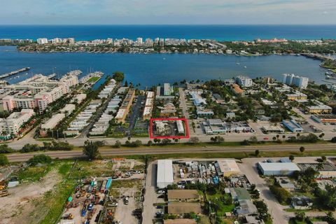 704 N Dixie Hwy Highway Lantana FL 33462