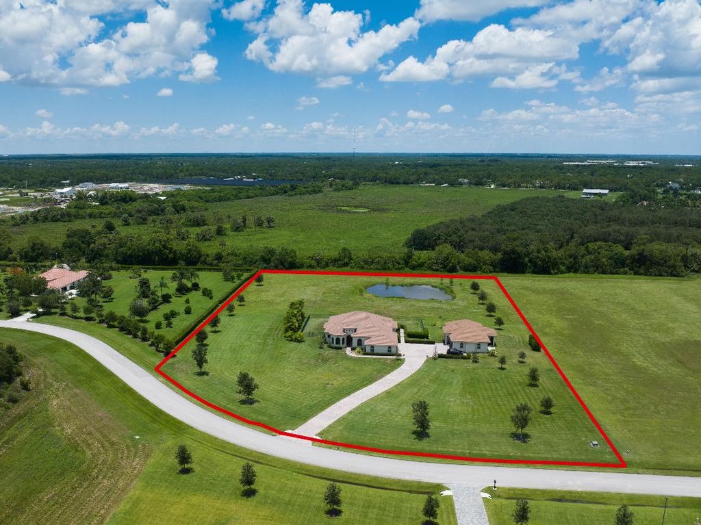 Photo of 4155 SW Stoneybrook Way, Palm City, FL 34990 (MLS # R10950552)