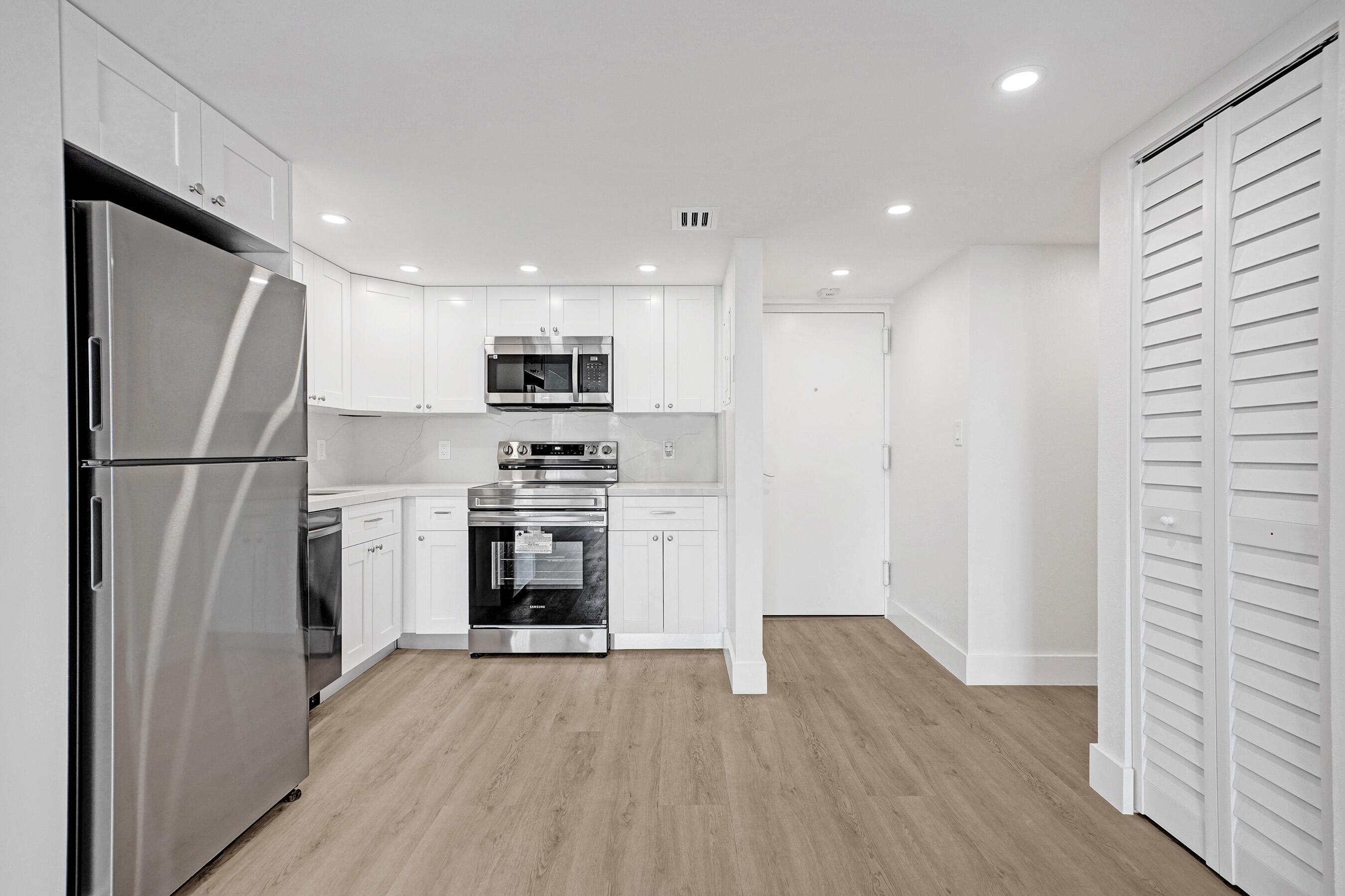 6195 Rock Island Road 413