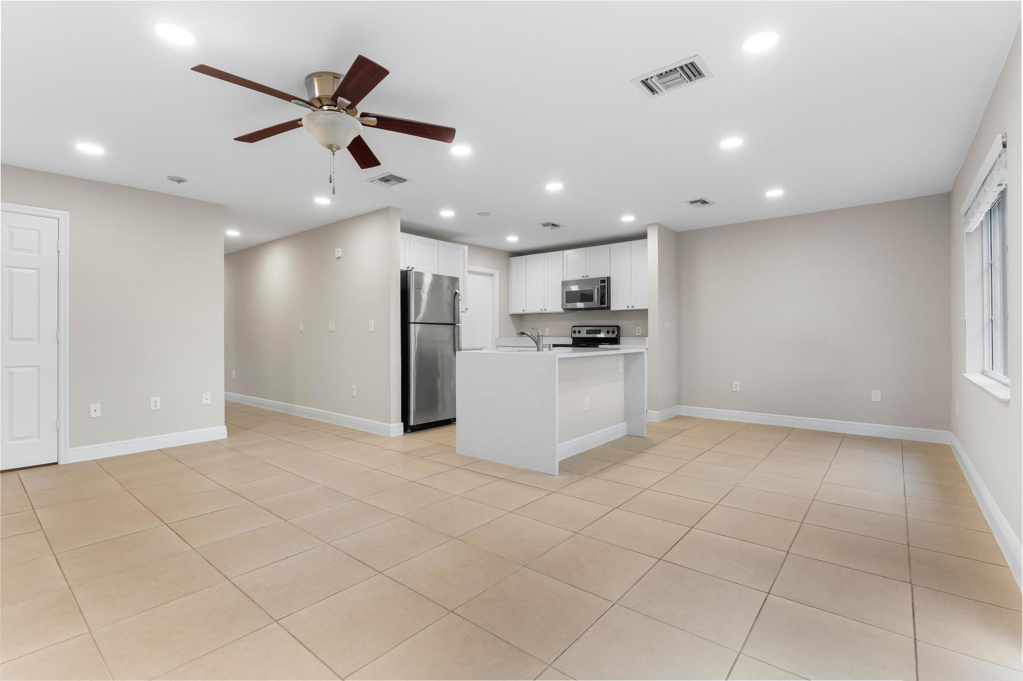 6639 Old Farm Trail