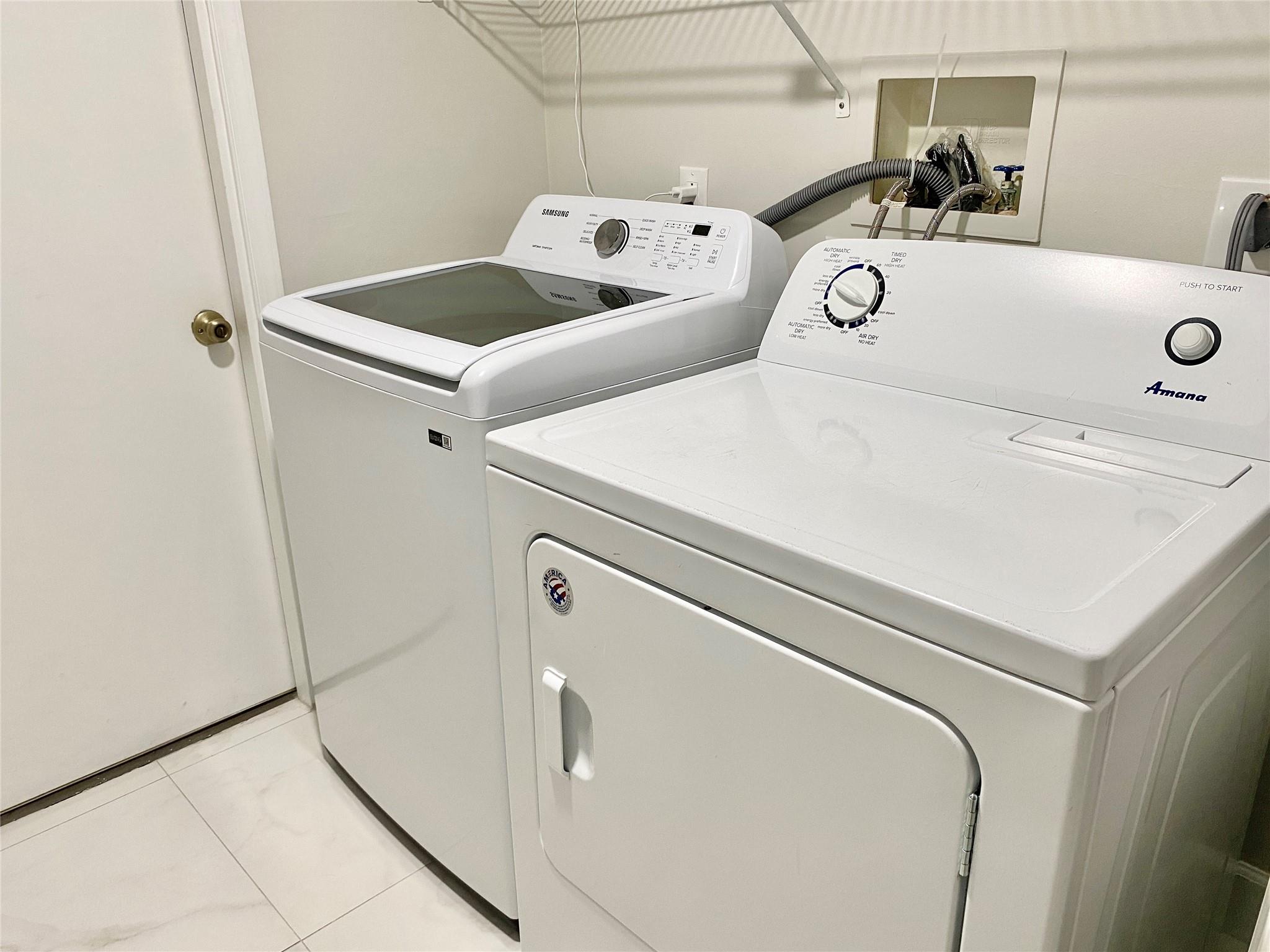 COACH HOUSES - Residential Lease