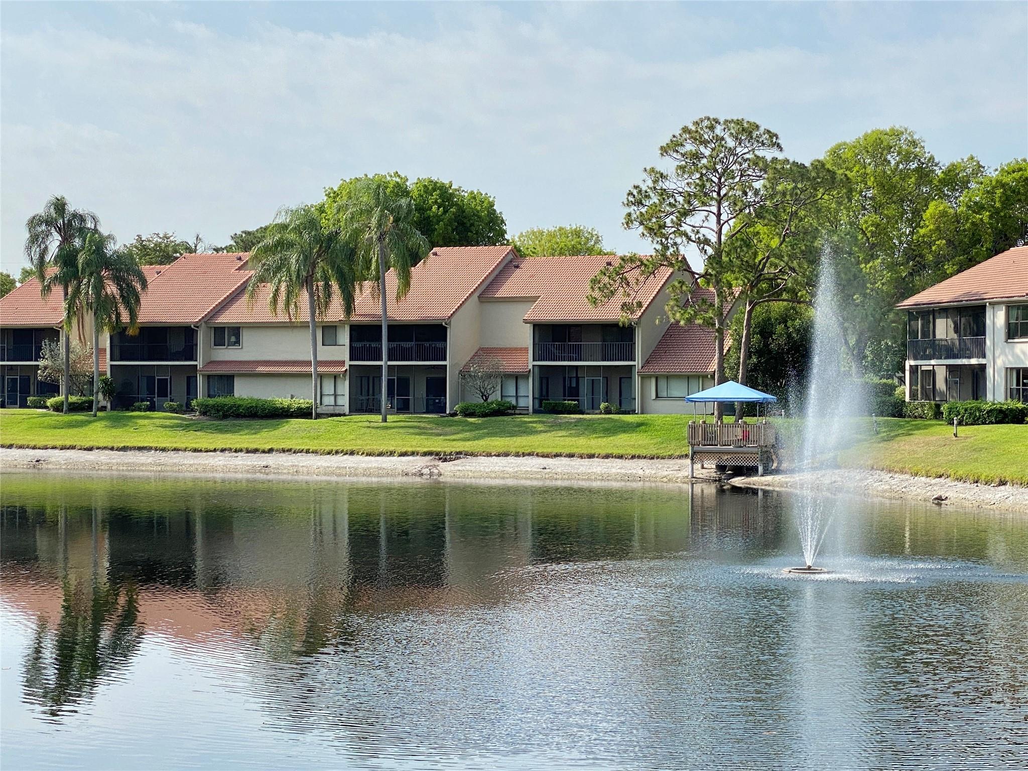 COACH HOUSES - Residential Lease