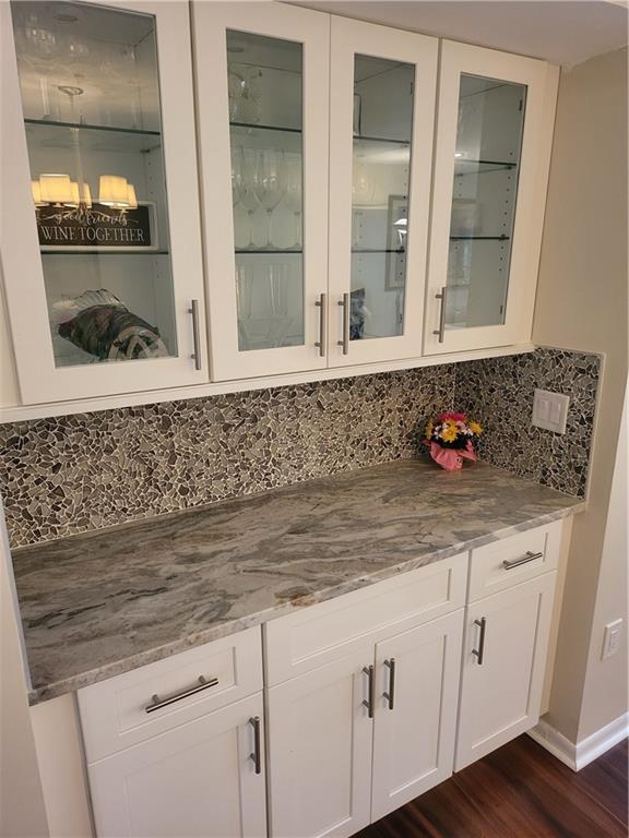 Lakeshore - Residential