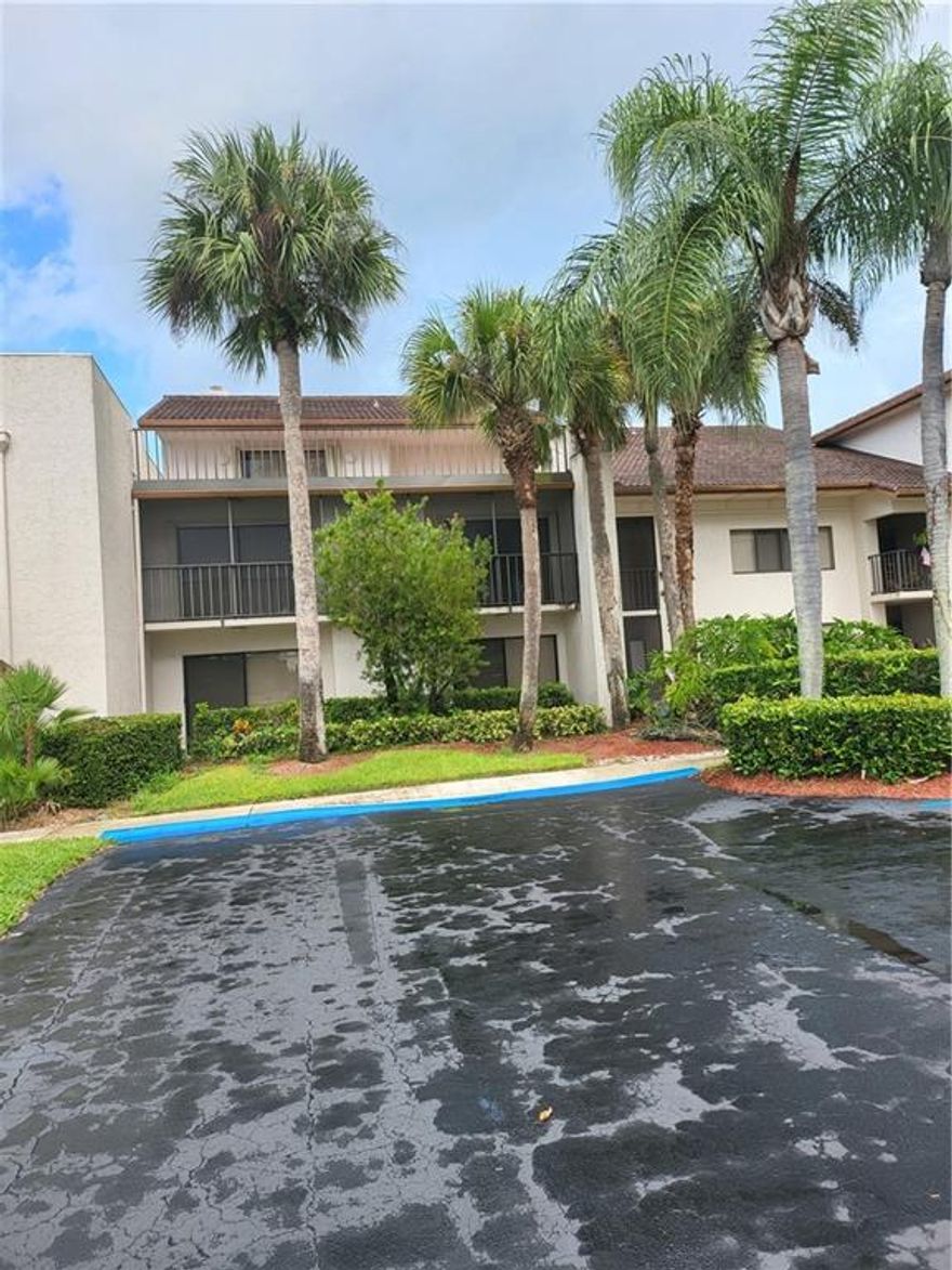 "Flawless" 2 bedroom, 2 bath Meadwood Country Club condo.  This beautiful immaculate condo is ready for its new resident. The unit has been completely updated including A/C, water heater and floors. The open feeling from large windows and balconies on two sizes of the unit makes it very comfortable. Kitchen has granite, new wet bar, floors, paint and much more. Bring your toothbrush and enjoy the Florida Resort Lifestyle today. Call me for a showing!