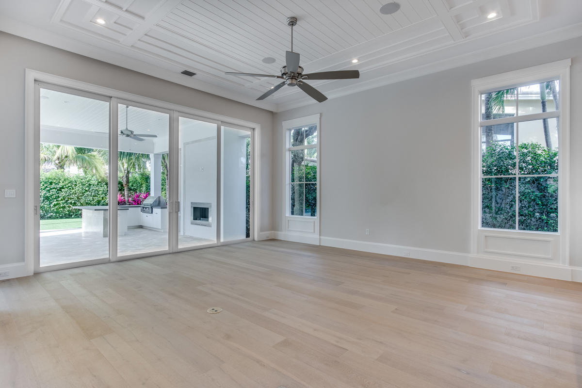 ROYAL PALM YACHT & COUNTR - Residential