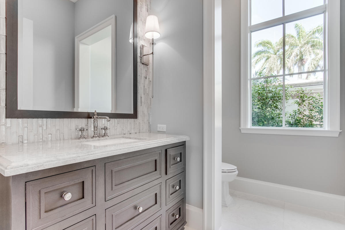 ROYAL PALM YACHT & COUNTR - Residential