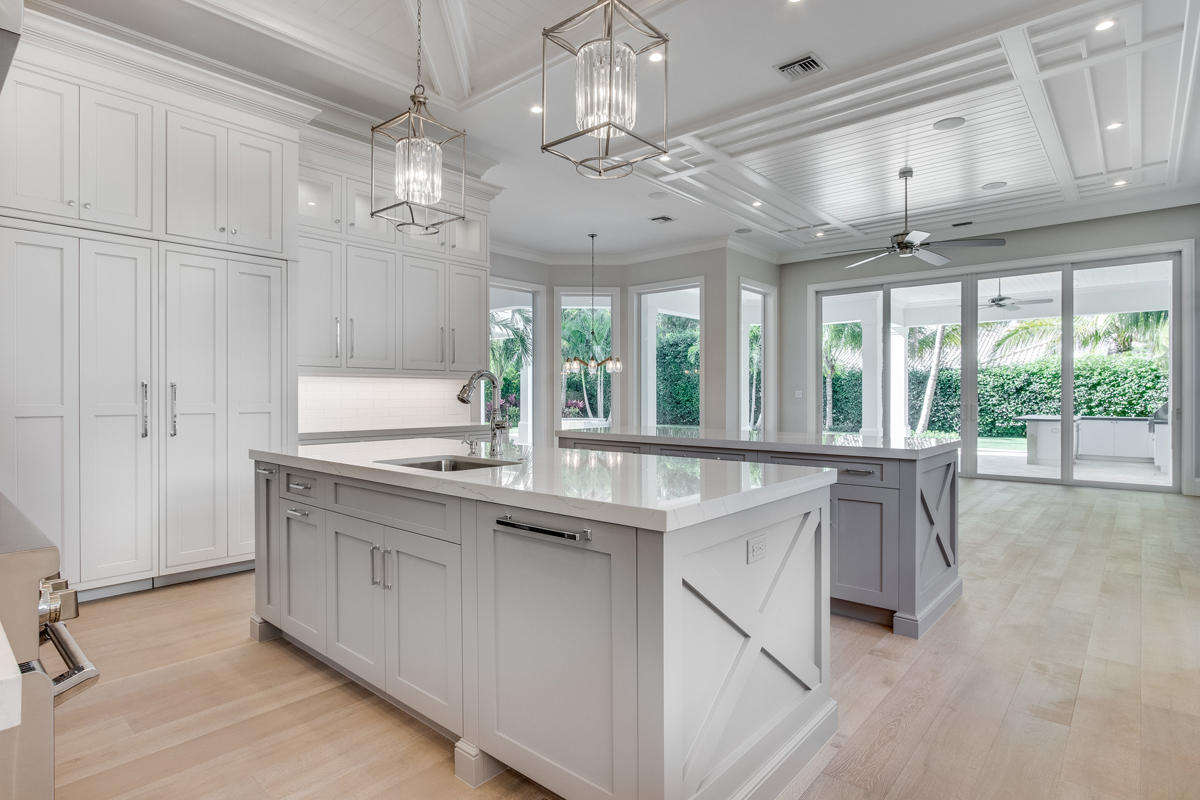 ROYAL PALM YACHT & COUNTR - Residential