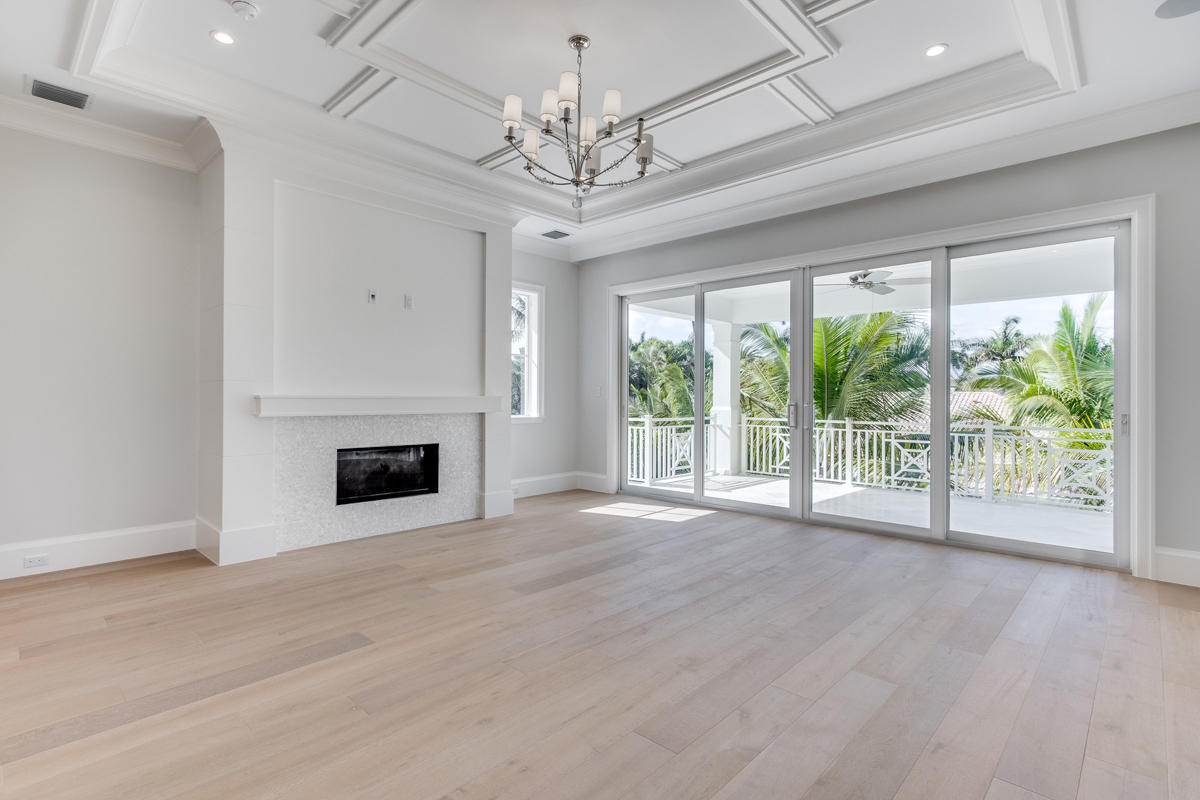 ROYAL PALM YACHT & COUNTR - Residential