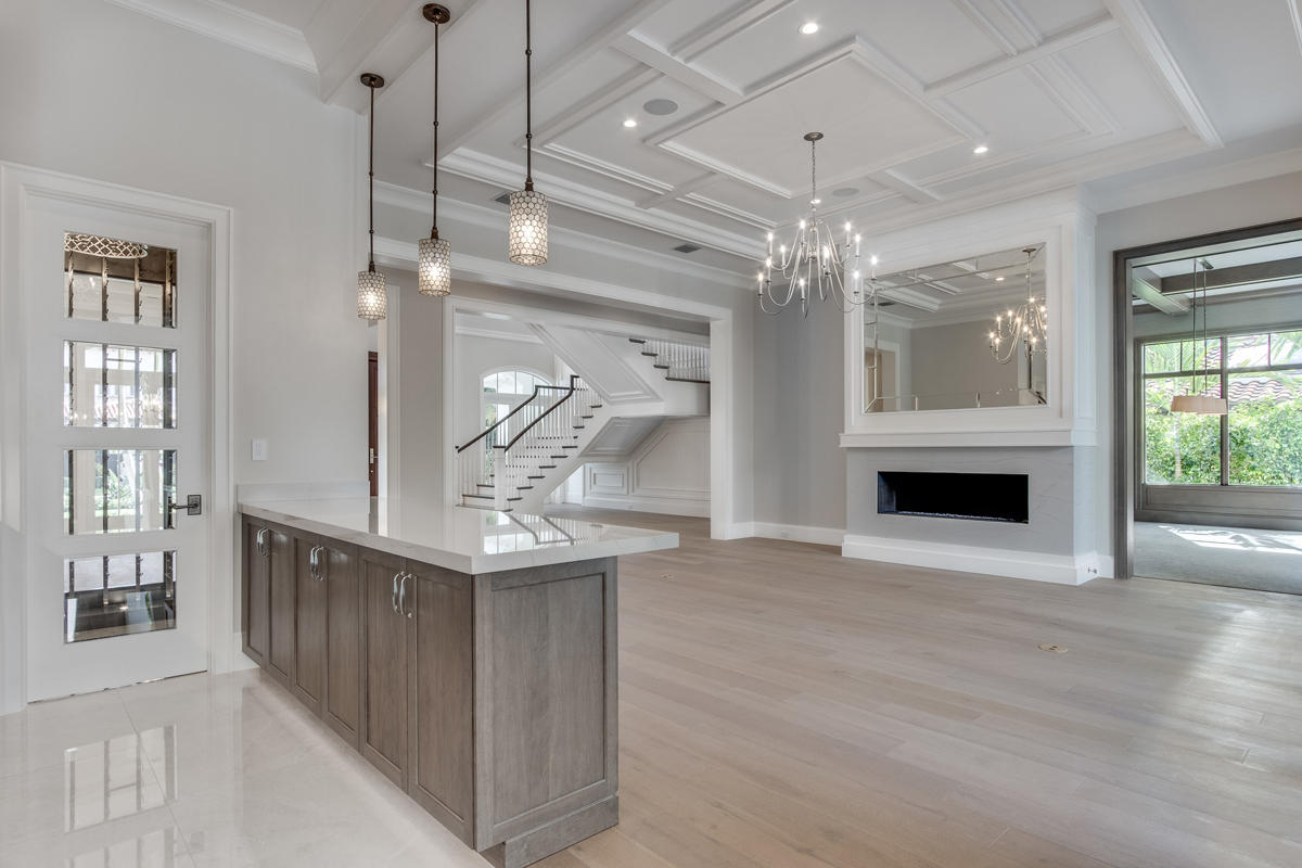 ROYAL PALM YACHT & COUNTR - Residential