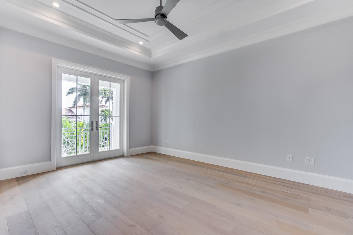 ROYAL PALM YACHT & COUNTR - Residential