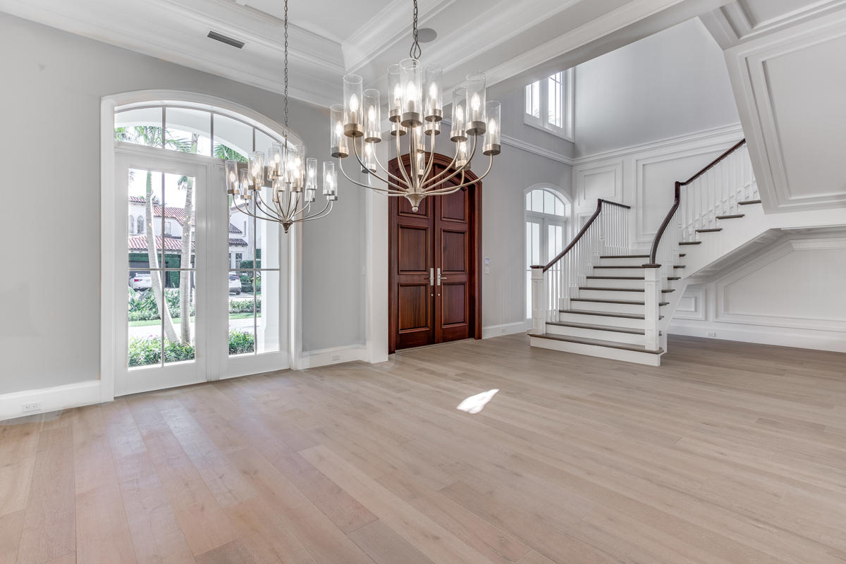 ROYAL PALM YACHT & COUNTR - Residential