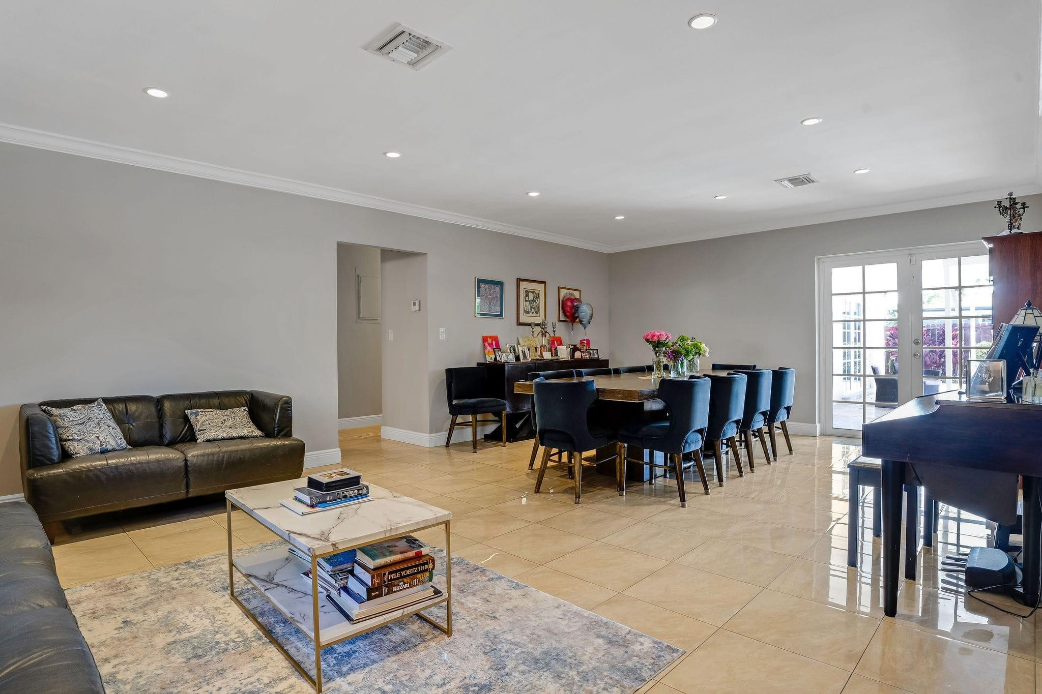 EMERALD HILLS - Residential