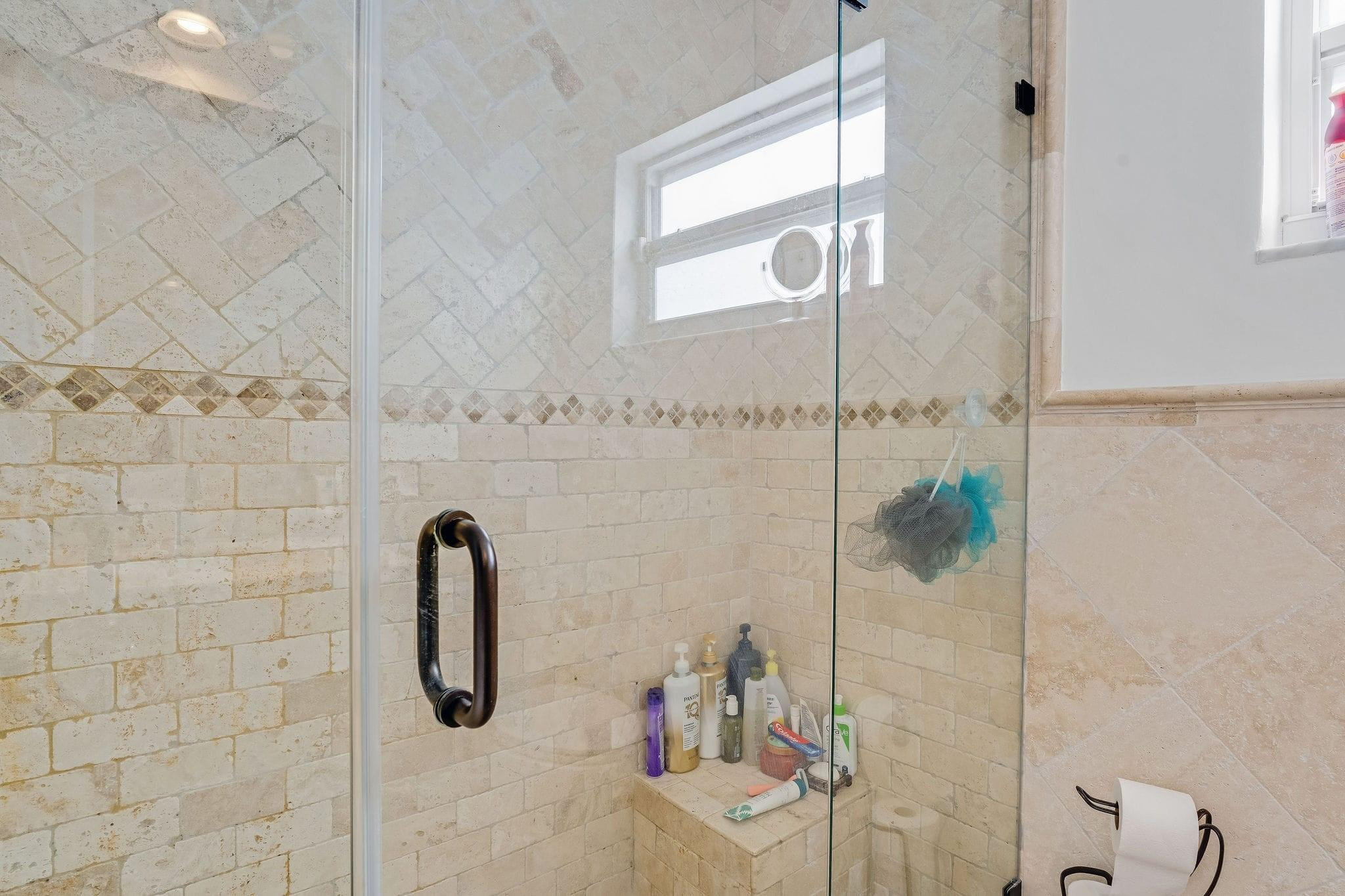 EMERALD HILLS - Residential