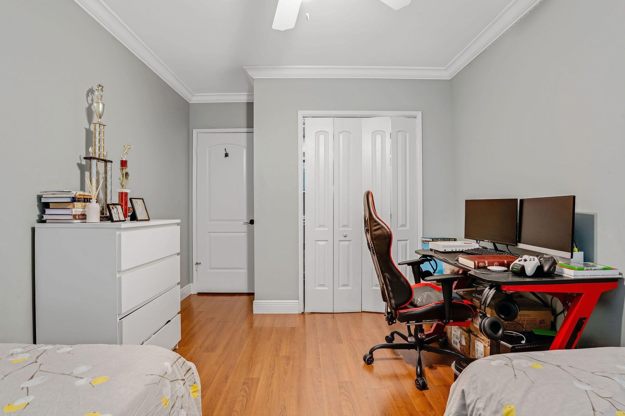 EMERALD HILLS - Residential