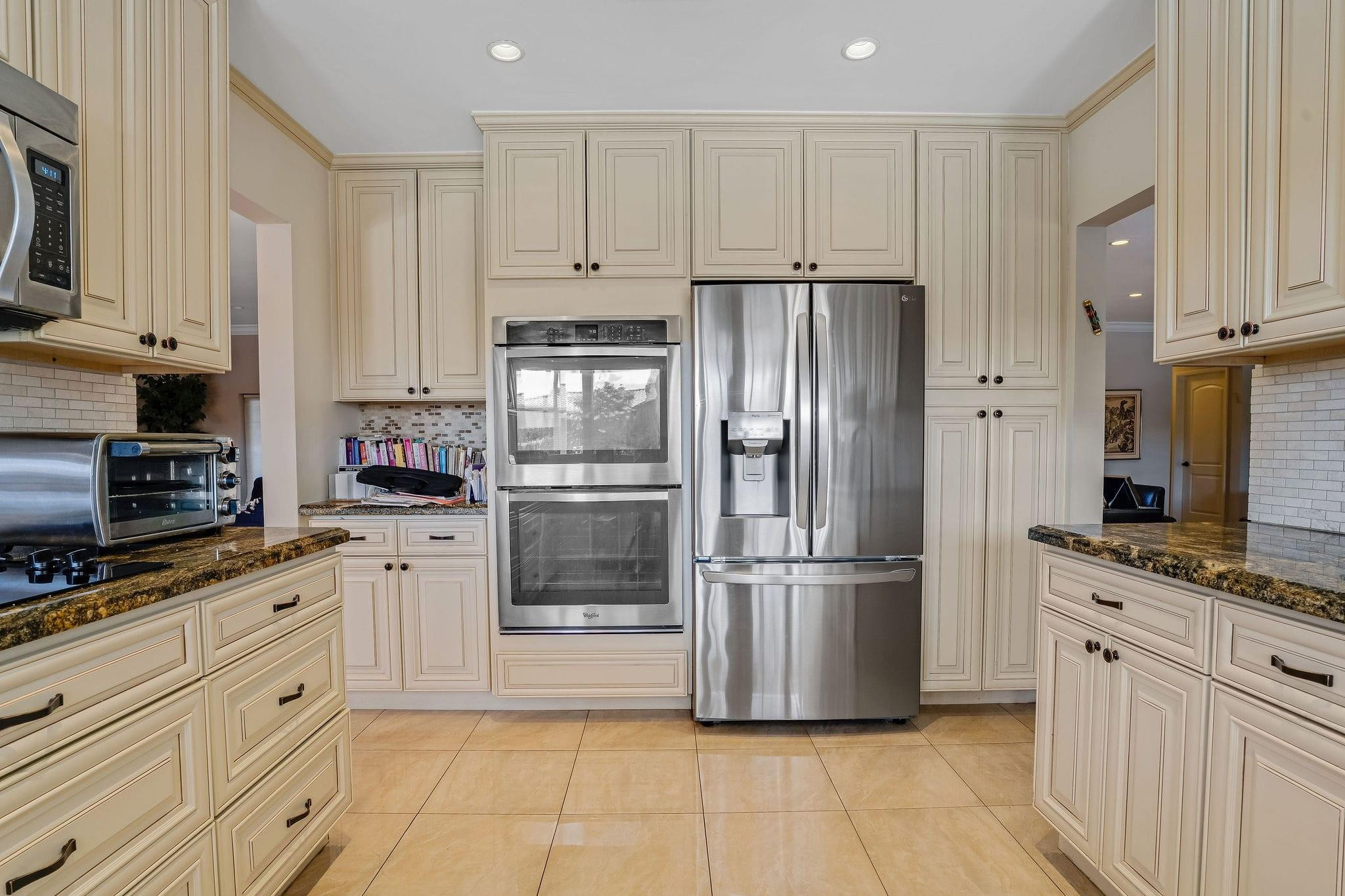 EMERALD HILLS - Residential