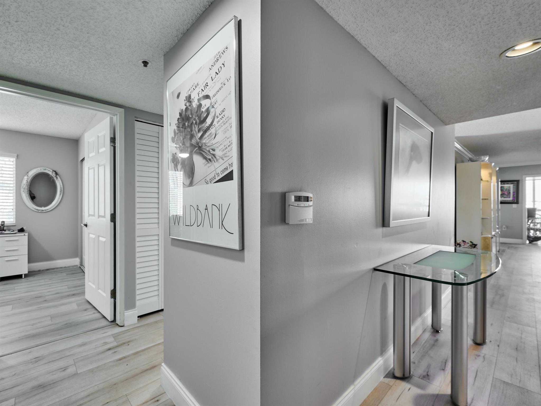 HUNTINGTON POINTE - Residential