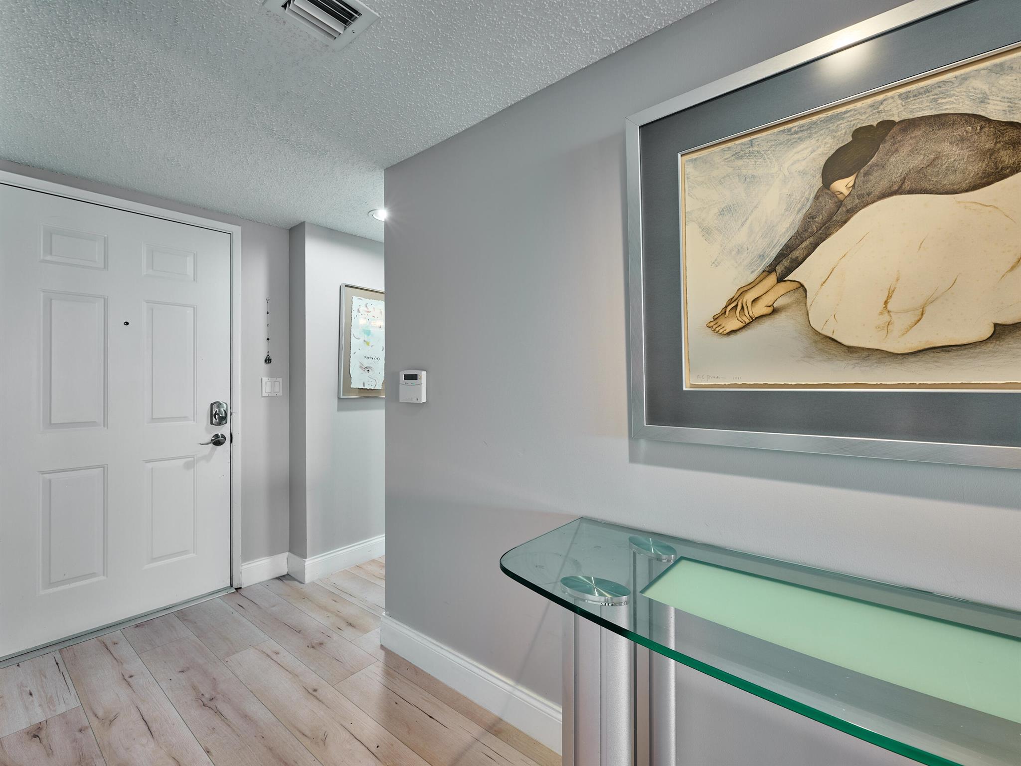 HUNTINGTON POINTE - Residential