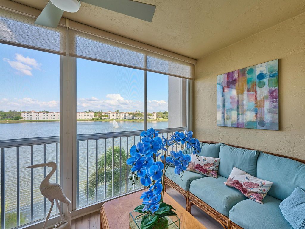 Photo of 14112 Huntington Pointe Drive #401, Delray Beach, FL 33484 (MLS # R11142508)