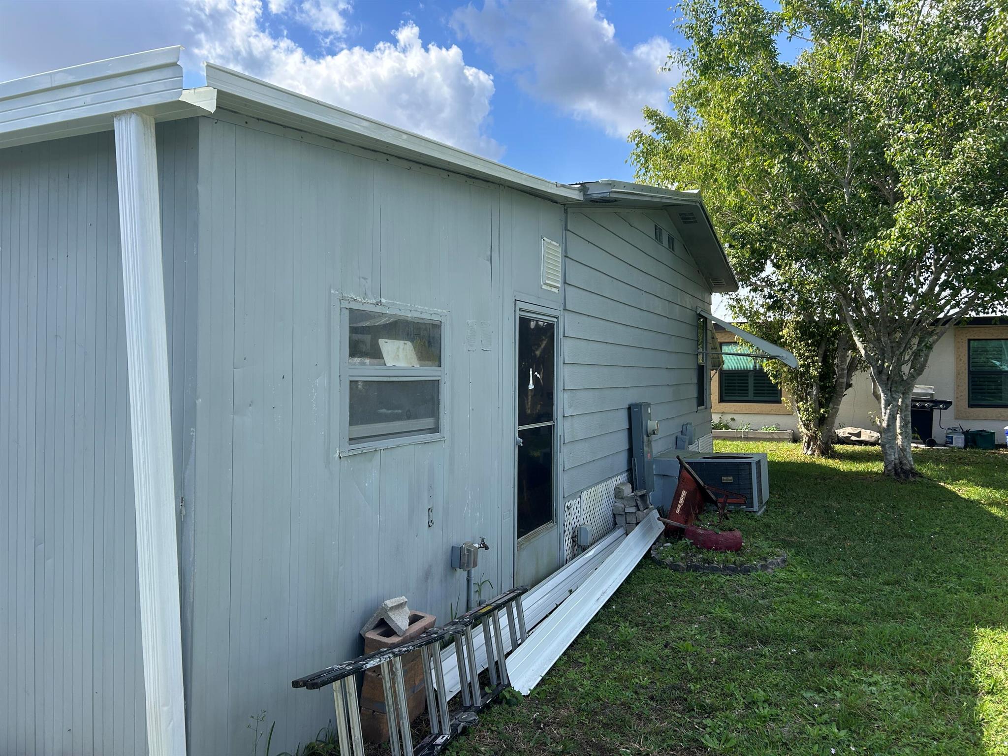 Spanish Lakes Country Clu - Residential