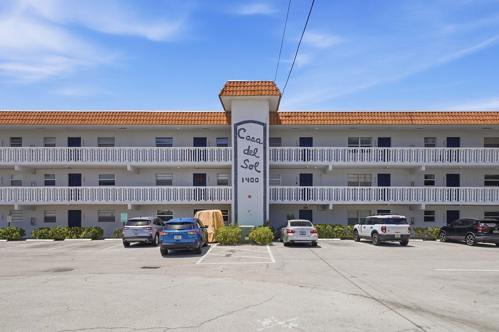 Photo of 1400 NE 57th Street #304, Fort Lauderdale, FL 33334 (MLS # B26020247)